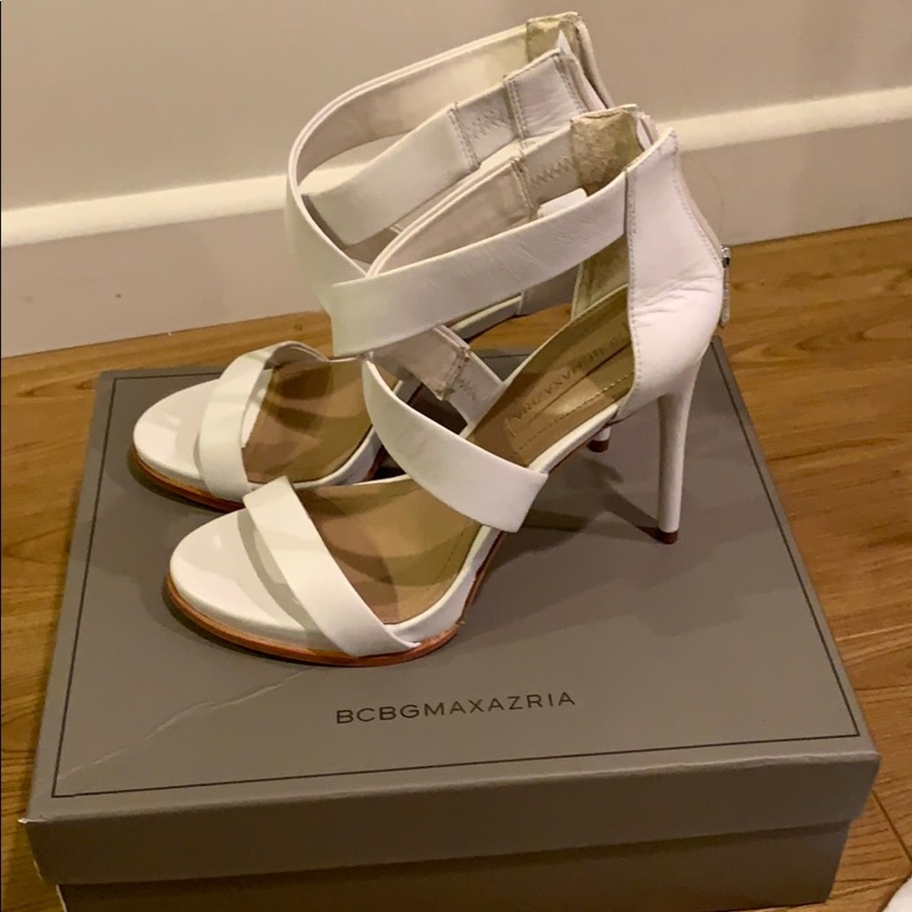 Beautiful white BCBG shoes